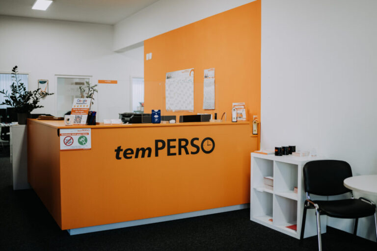 personalvermittlung zeitarbeit feuchtwangen empfang